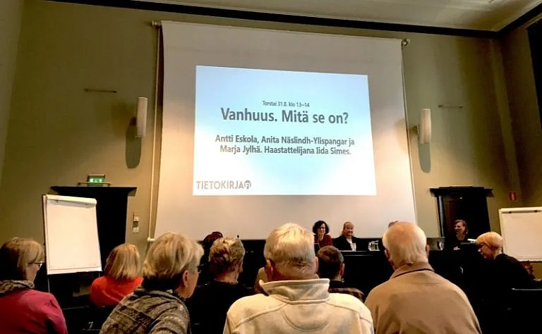 Mustikkainen chiapuuro